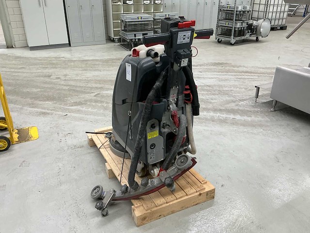 Numatic tgb3045/56 vloerreiniger - afbeelding 3 van  6