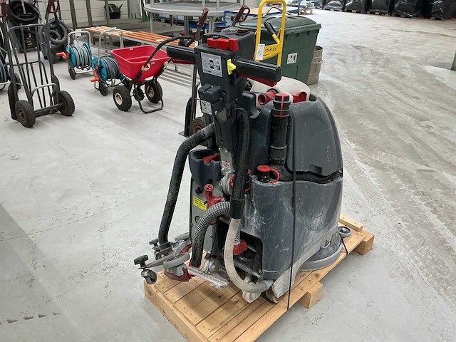 Numatic tgb3045/56 vloerreiniger - afbeelding 4 van  6