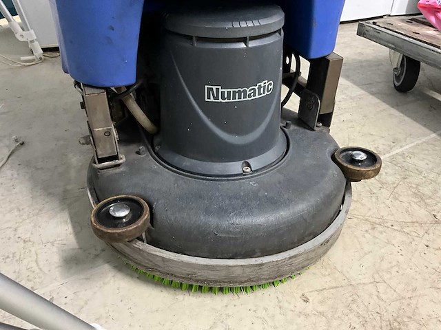 Numatic tt 3450 s schrobmachine - afbeelding 3 van  4