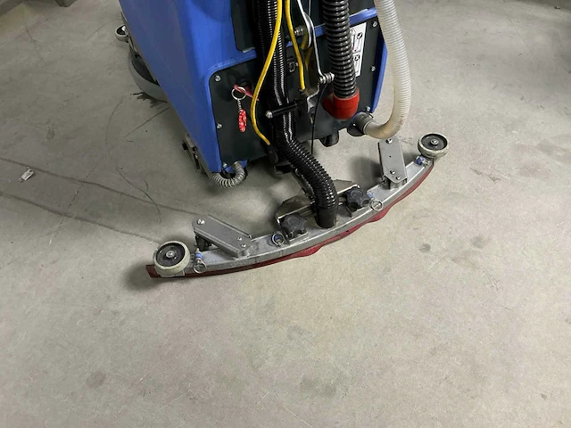 Numatic tt 4045 stofzuiger - afbeelding 6 van  14