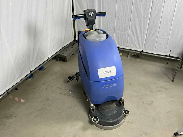 Numatic tt 4045 stofzuiger - afbeelding 1 van  14