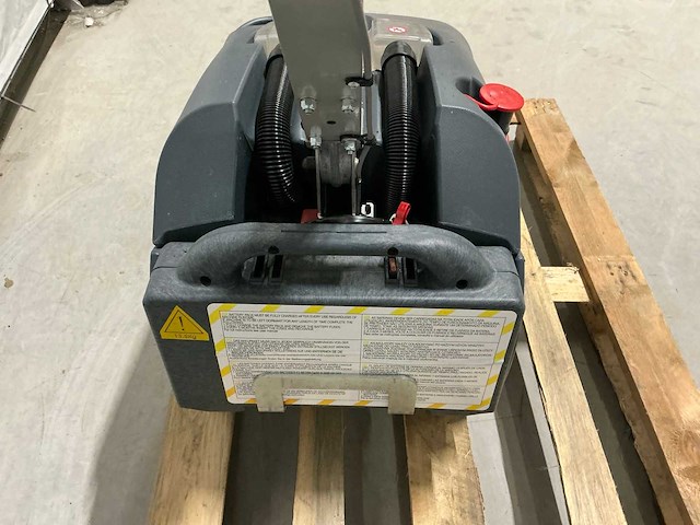 Numatic ttb 1840 schrobmachine - afbeelding 5 van  5