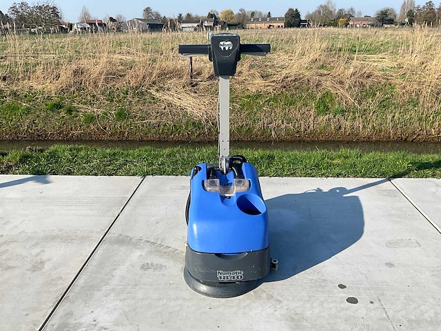 Numatic ttb1840/1 vloerreiniger/droger - afbeelding 2 van  4