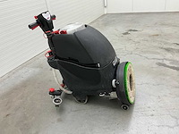 Numatic ttb3045nx schrobzuigmachine - afbeelding 10 van  15