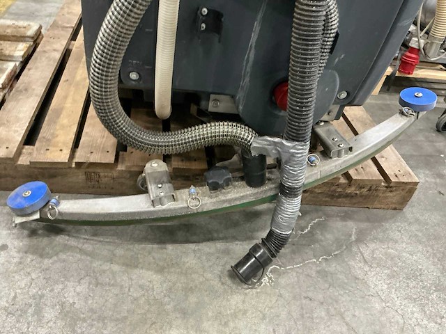 Numatic ttv 678/300 t zelfrijdende veegmachine - afbeelding 3 van  14