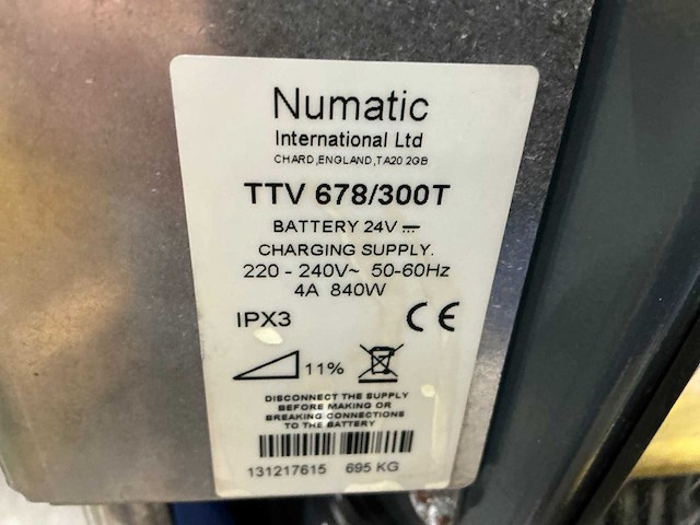Numatic ttv 678/300 t zelfrijdende veegmachine - afbeelding 7 van  14