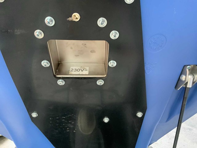 Numatic tvv 678/300t vloerreiniger - afbeelding 2 van  12