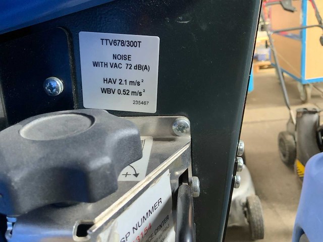 Numatic tvv 678/300t vloerreiniger - afbeelding 10 van  12