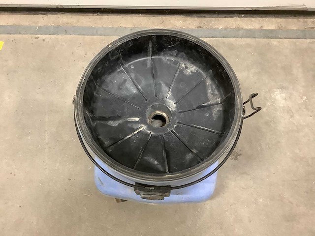 Numatic waterstofzuiger - afbeelding 4 van  6