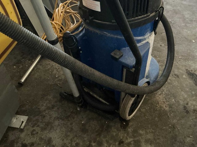 Numatic wv900 industriële waterstofzuiger - afbeelding 3 van  4