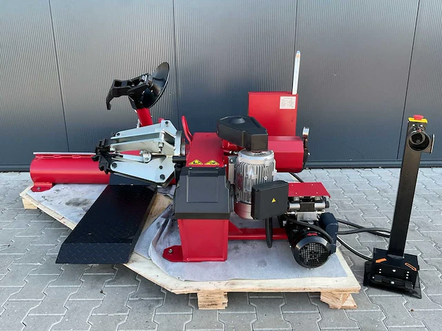 Number one t568 240v banden de-en montageapparaat - afbeelding 1 van  25