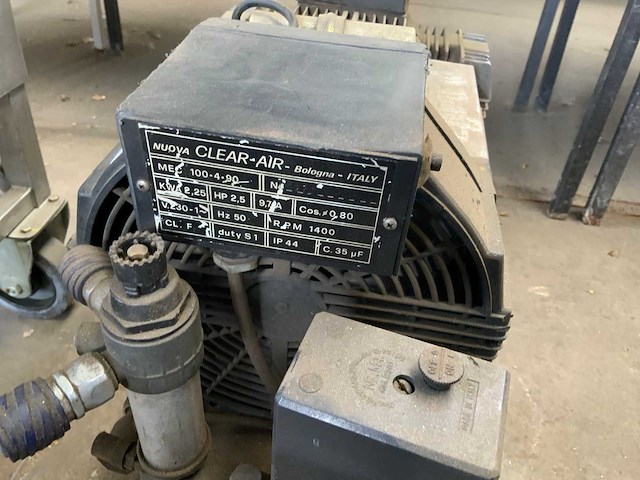 Nuova clear-air 100-4-90 luchtcompressor - afbeelding 4 van  4