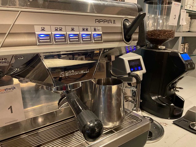 Nuova simonelli appia koffiemachine - afbeelding 5 van  7