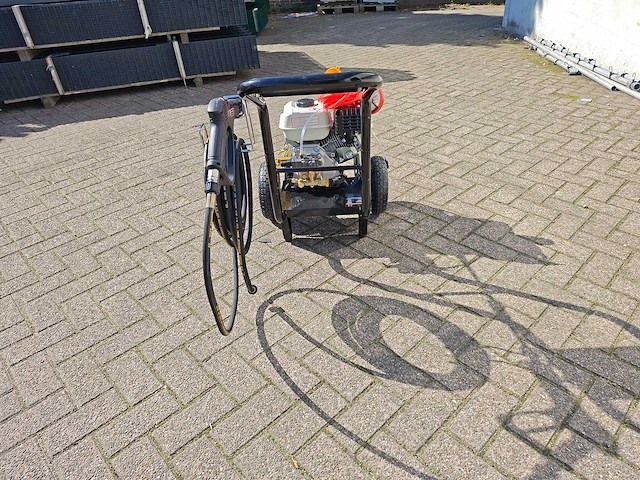 Nurnberg - mw3500psi - hogedrukreiniger - afbeelding 13 van  16