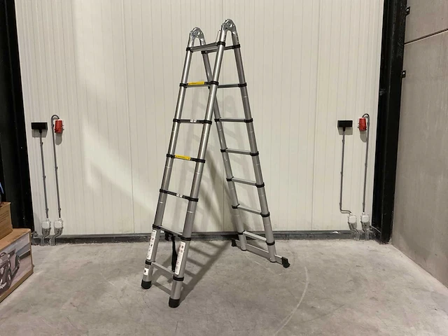Nurnberg nb4001 4,4 meter ladder - afbeelding 24 van  31