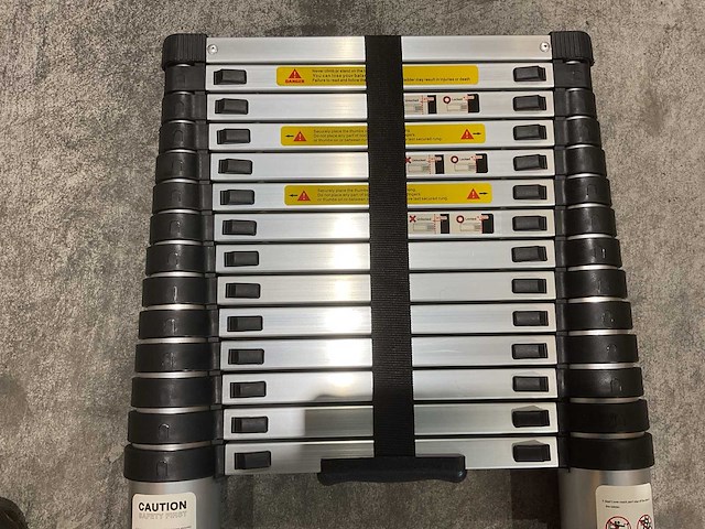 Nurnberg tl4.4 telescopic ladder 4,4 meter ladder en trap - afbeelding 5 van  5