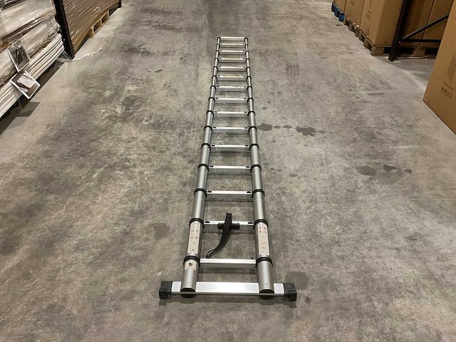 Nurnberg tl4.4 telescopic ladder 4,4 meter ladder en trap - afbeelding 1 van  6