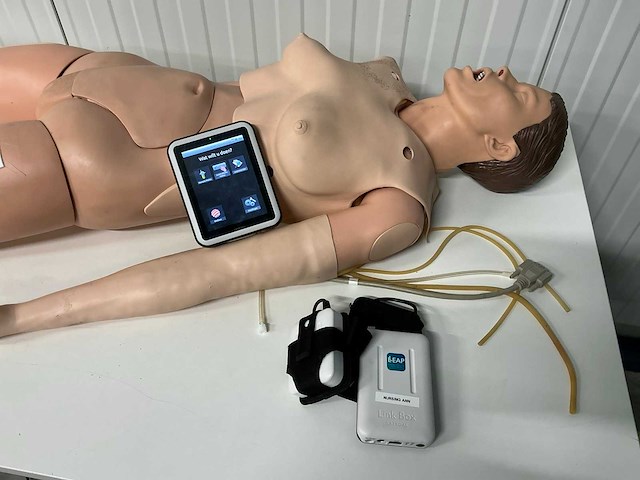 Nursing anne - laerdal - 325-05050 - afbeelding 3 van  9