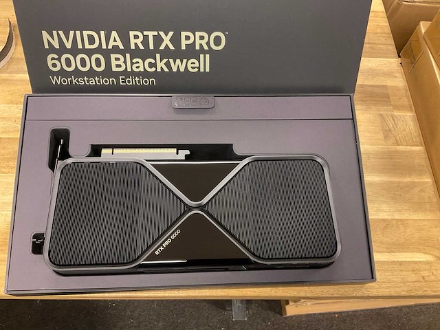 Nvidia rtx pro 6000 blackwell - afbeelding 2 van  6