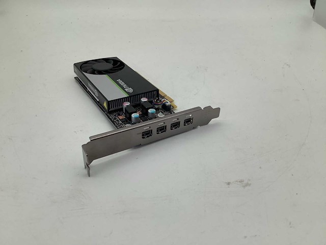 Nvidia t400 4gb 4 x displayport 04g-8jh computeronderdeel - afbeelding 1 van  5