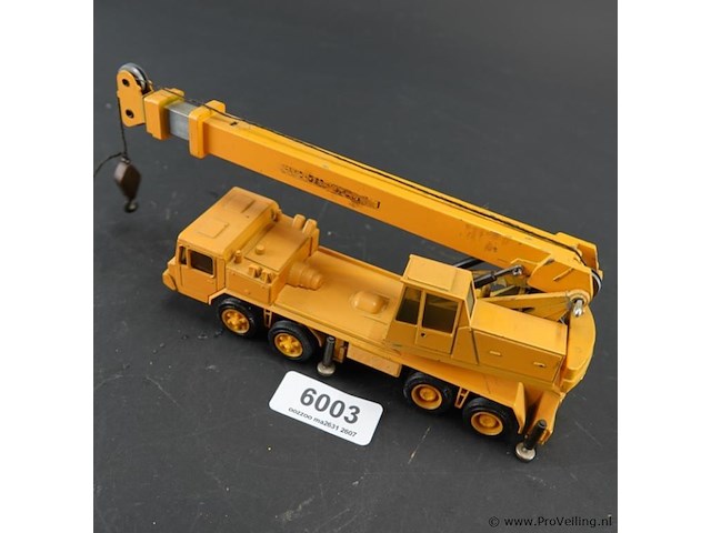 Nzg modelle demag hc120 kraan - afbeelding 2 van  5