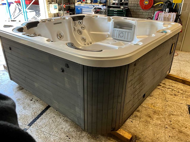O2 spas spectrum jacuzzi - afbeelding 9 van  15