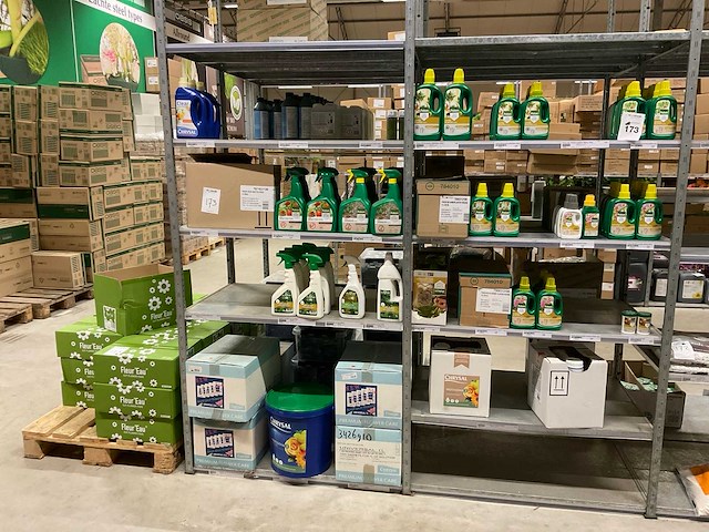 O.a. pokon, chrysal plantvoeding - afbeelding 1 van  35