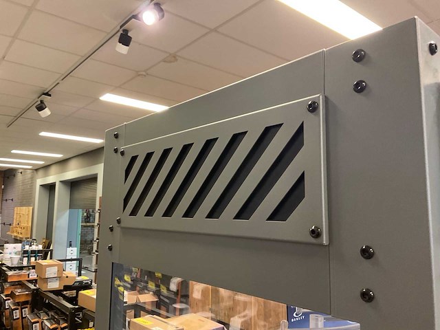 Oakley brillen vitrinekast - afbeelding 7 van  12