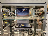 Oakley brillen vitrinekast - afbeelding 8 van  12