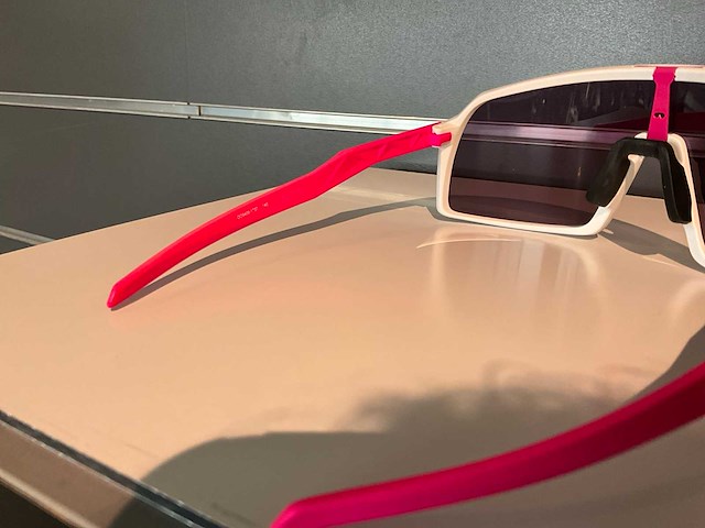Oakley sutro 94061737 fietsbril - afbeelding 3 van  6
