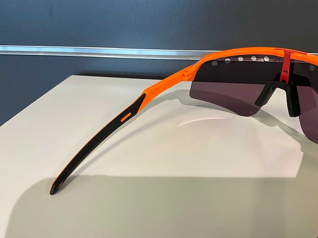 Oakley sutro lite sweep 946515 fietsbril - afbeelding 4 van  7
