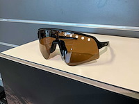 Oakley sutro lite sweep 94651939 fietsbril - afbeelding 1 van  7