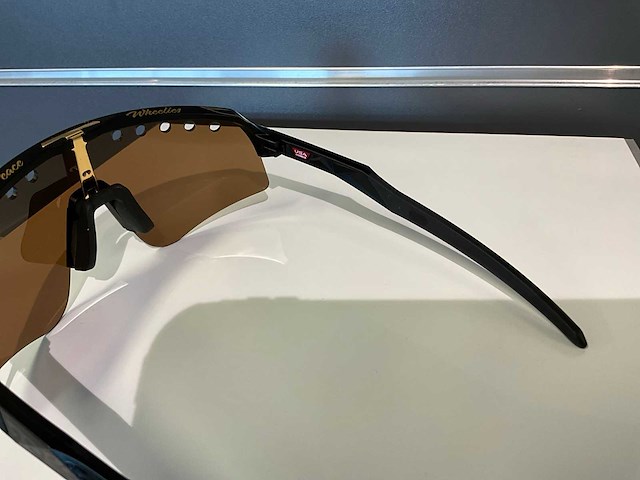 Oakley sutro lite sweep 94651939 fietsbril - afbeelding 3 van  7