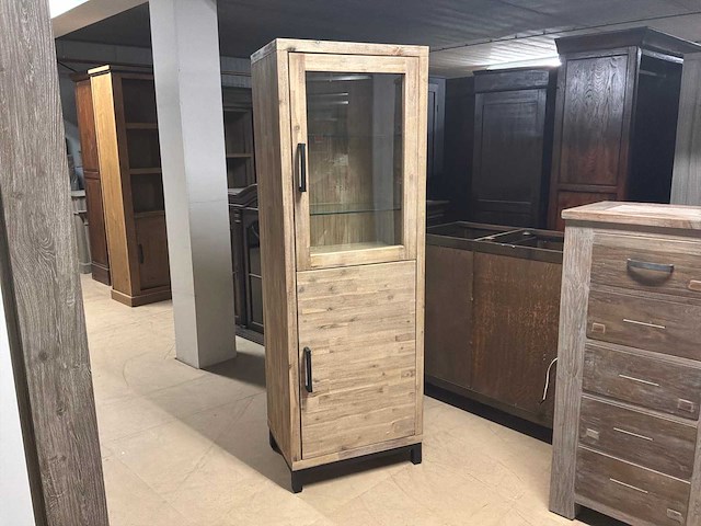 Oakly vitrinekast - afbeelding 10 van  17