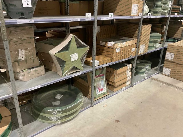 Oasis foam frames steekschuim - afbeelding 26 van  31