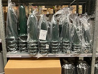 Oasis schaaltjes, grafvazen, floristen vazen en emmers - afbeelding 3 van  33