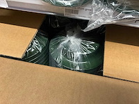 Oasis schaaltjes, grafvazen, floristen vazen en emmers - afbeelding 9 van  33