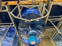 Oasis waterkoeler met voorraadflessen - afbeelding 2 van  11