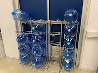 Oasis waterkoeler met voorraadflessen - afbeelding 11 van  11