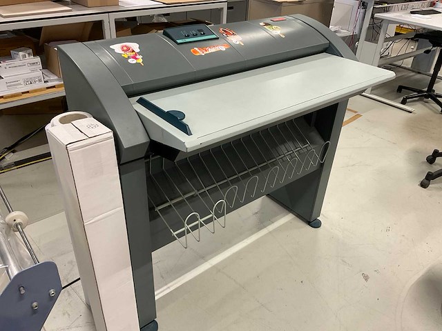 Océ 940 vouwmachine - afbeelding 1 van  4