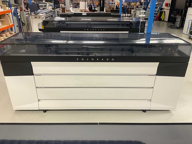 Océ colorado 1640 grootformaat uv gel printer - afbeelding 1 van  9