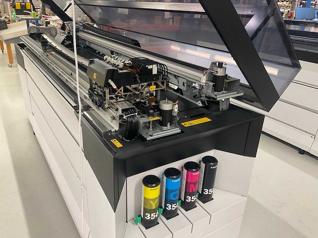 Océ colorado 1640 grootformaat uv gel printer - afbeelding 3 van  15