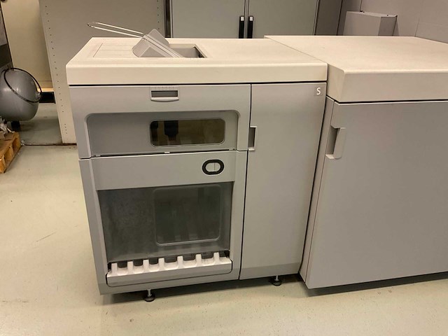 Océ varioprint 3 series i-300 digitale kleurenprinter - afbeelding 7 van  41