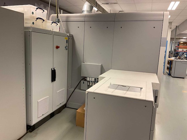 Océ varioprint 3 series i-300 digitale kleurenprinter - afbeelding 9 van  41