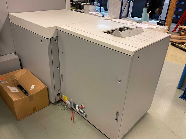 Océ varioprint 3 series i-300 digitale kleurenprinter - afbeelding 10 van  41