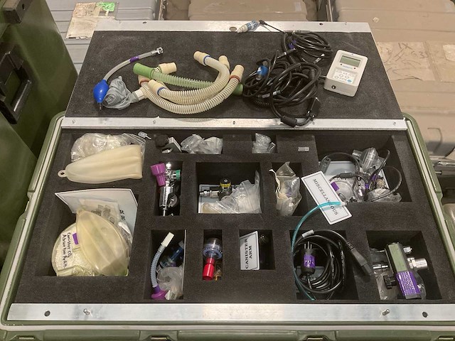 Oceanic medical magellan 2200 2 anesthesia machine - afbeelding 5 van  7