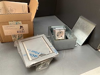 Ocs office systems servicebox vloerdoos 33.72.043 - afbeelding 1 van  2