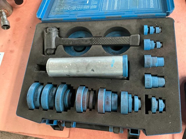 Octopull op 100000 lager montagegereedschap - afbeelding 4 van  10
