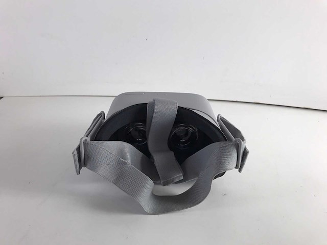 Oculus (315-00744-03) go standalone vr headsets 64gb (2x) - afbeelding 5 van  8
