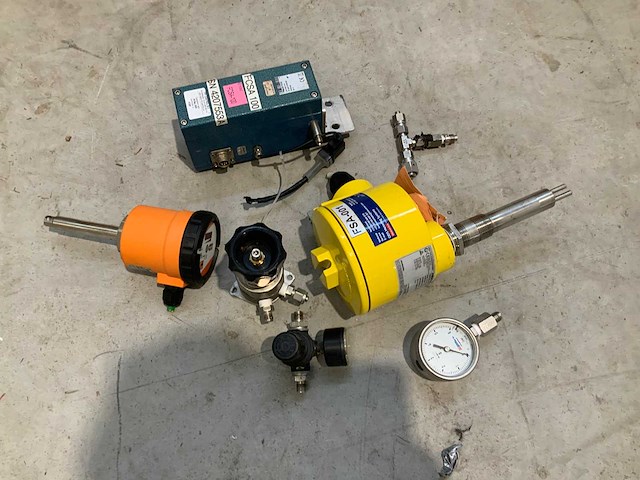 Ods - gemengde industrie artikelen - afbeelding 2 van  4